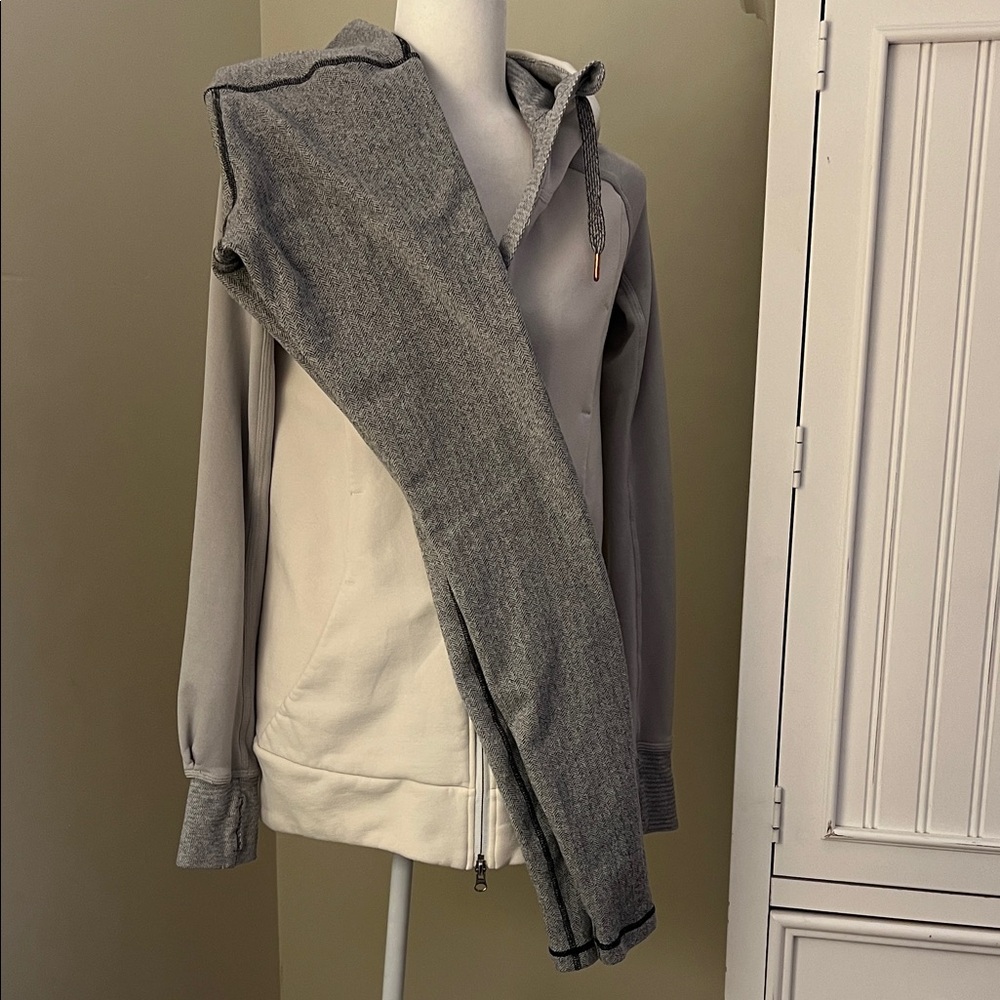 Lululemon Athletica Gray Leggings